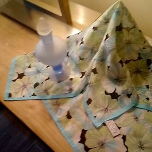 Ann Taylor beautiful 20" square light blue 💙 white and black  scarf